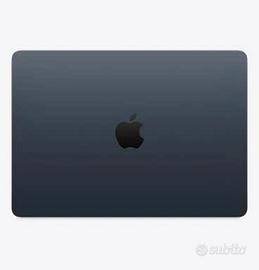 MacBook Air 13" M5