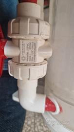 accessori acquario marino: reattori di calcio, zeo