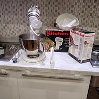 KitchenAid planetaria con accessori vari mai usati