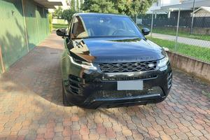 Meravigliosa Range Rover Evoque Total Black