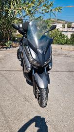 XMAX 400