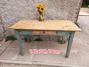 vecchio tavolo osteria 