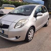 TOYOTA Yaris 1.4 D-4D 3 porte M-MT Navi