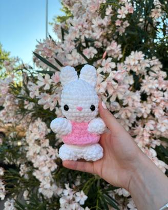 Coniglio peluche crochet