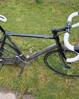 Bicicletta corsa Bianchi via Nirone taglia 57