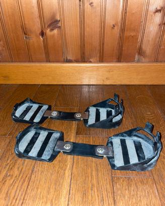 Ski boots protectors