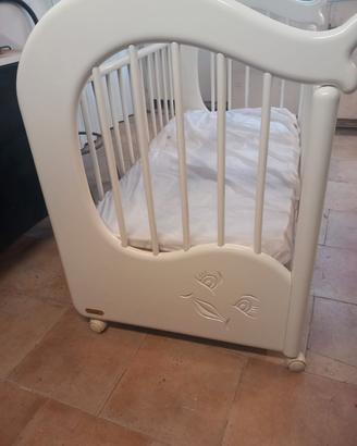 Lettino Cosatto bianco con materasso