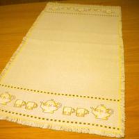 CENTROTAVOLA IN AIDA A PC 41,5X78,5cm