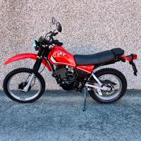 Yamaha XT 550