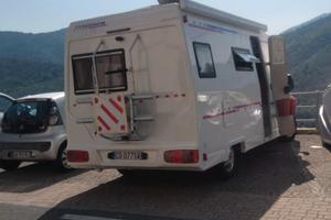 Camper semintegrale a noleggio euro 100 giorno