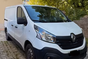 RENAULT TRAFIC 2019