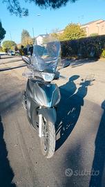Kymco People S200