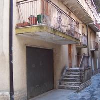 Casa singola su due livelli + Piano Terra