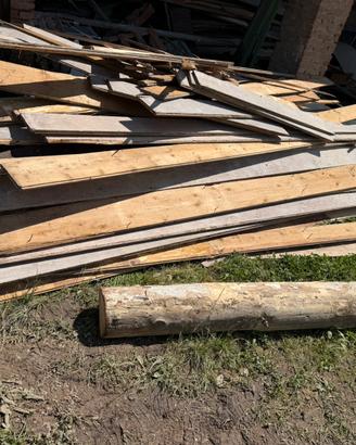Travi e tavole in legno  antico