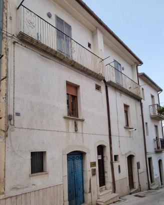 Casa indipendente con giardino - Sant'Elia