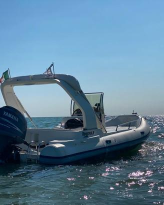 gommone carenato arkos space 6.3