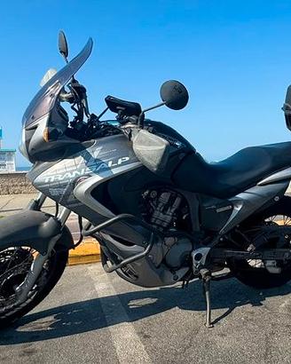 Honda Transalp XL700V