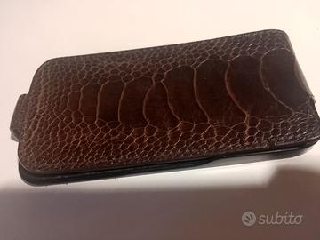 Cover in pelle naturale per iphone 5.
