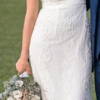 Vestito bianco da sposa ricamato con perline 2024
