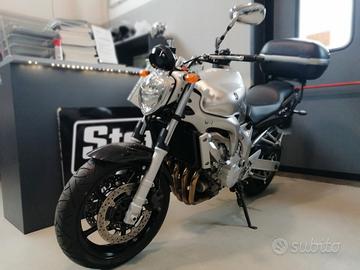 Yamaha FZ6