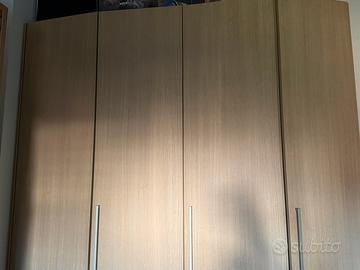 Armadio camera da letto capiente