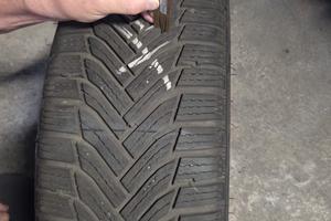 GOMME AUTO