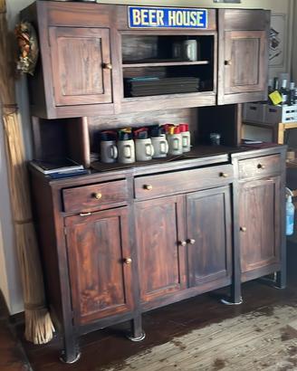 Credenza arte povera