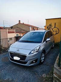 Peugeot 5008 diesel 1.6 BlueHDi 120cv 7 POSTI 