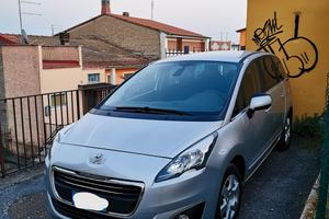 Peugeot 5008 diesel 1.6 BlueHDi 120cv 7 POSTI 