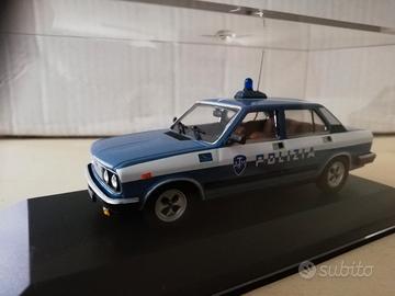 Modellino fiat 132 polizia