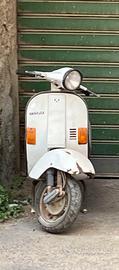 vespa 50 pk XL rush 