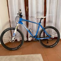 Bici Giant M  Mtb Top