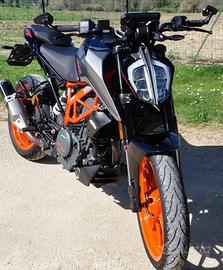 2022 KTM Duke 390