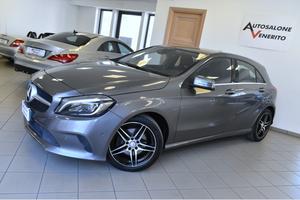 MERCEDES-BENZ A 200 d Automatic Premium