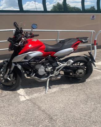 MV Agusta 800 Stradale