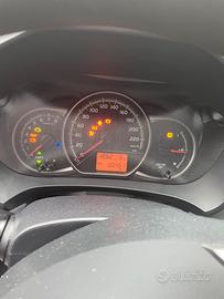 Toyota yaris 100000km perfetta benzina