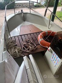 Boston Whaler 15 e fuoribordo Honda 50Hp