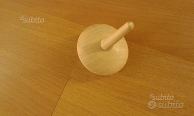Giochi in legno di una volta trottola