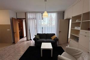 Appartamento arredato con terrazzo