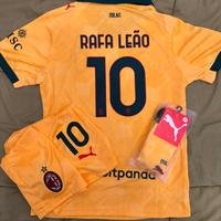Completino Milan Rafa Leao 10