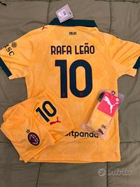 Completino Milan Rafa Leao 10