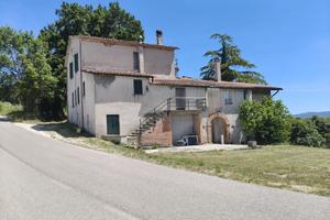 Porzione di casa a Avigliano Umbro