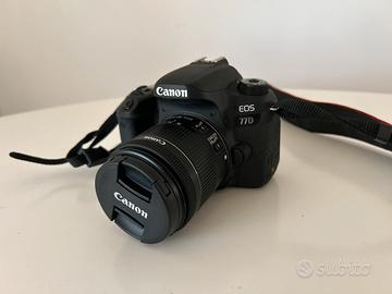 Canon EOS77D + obiettivi + zaino