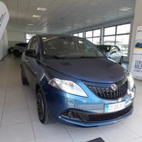 Lancia Ypsilon 1.0 firefly hybrid Oro s&s 70cv