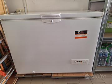 Frigorifero congelatore Indesit
