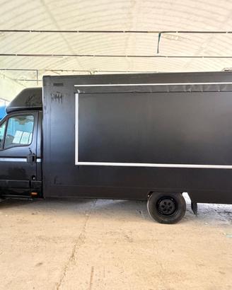 AUTONEGOZIO paninoteca ambulante food truck