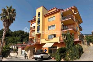  appartamento intero piano con vista mare