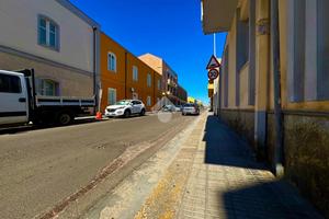 MONOLOCALE A MONSERRATO