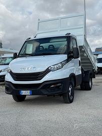 IVECO DAILY RIBALTABILE TRILATERALE