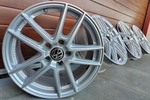 Cerchi in lega PLATIN r17 ET35 5X112 